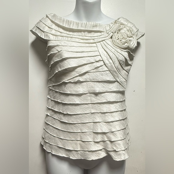 Adrianna Papell Cream Textured Blouse - Picture 1 of 7